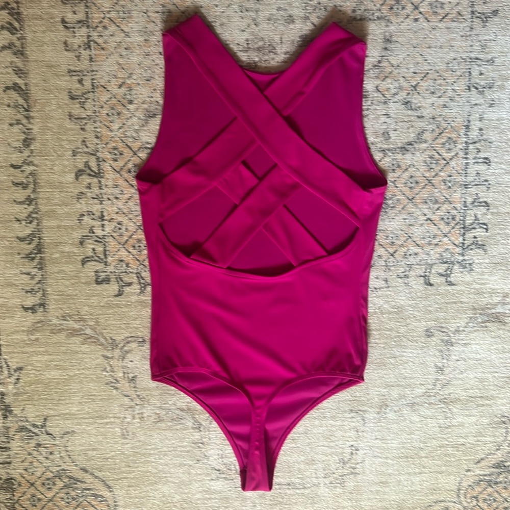 Express bodysuit - Picture 2 of 4